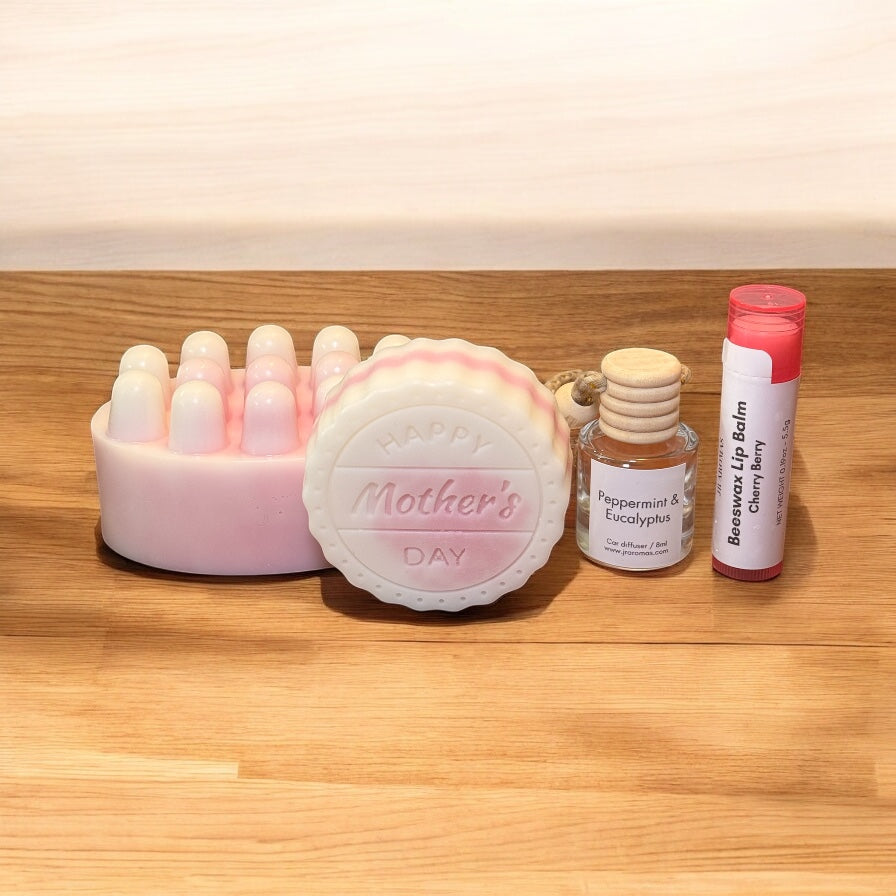 Mom’s gift box