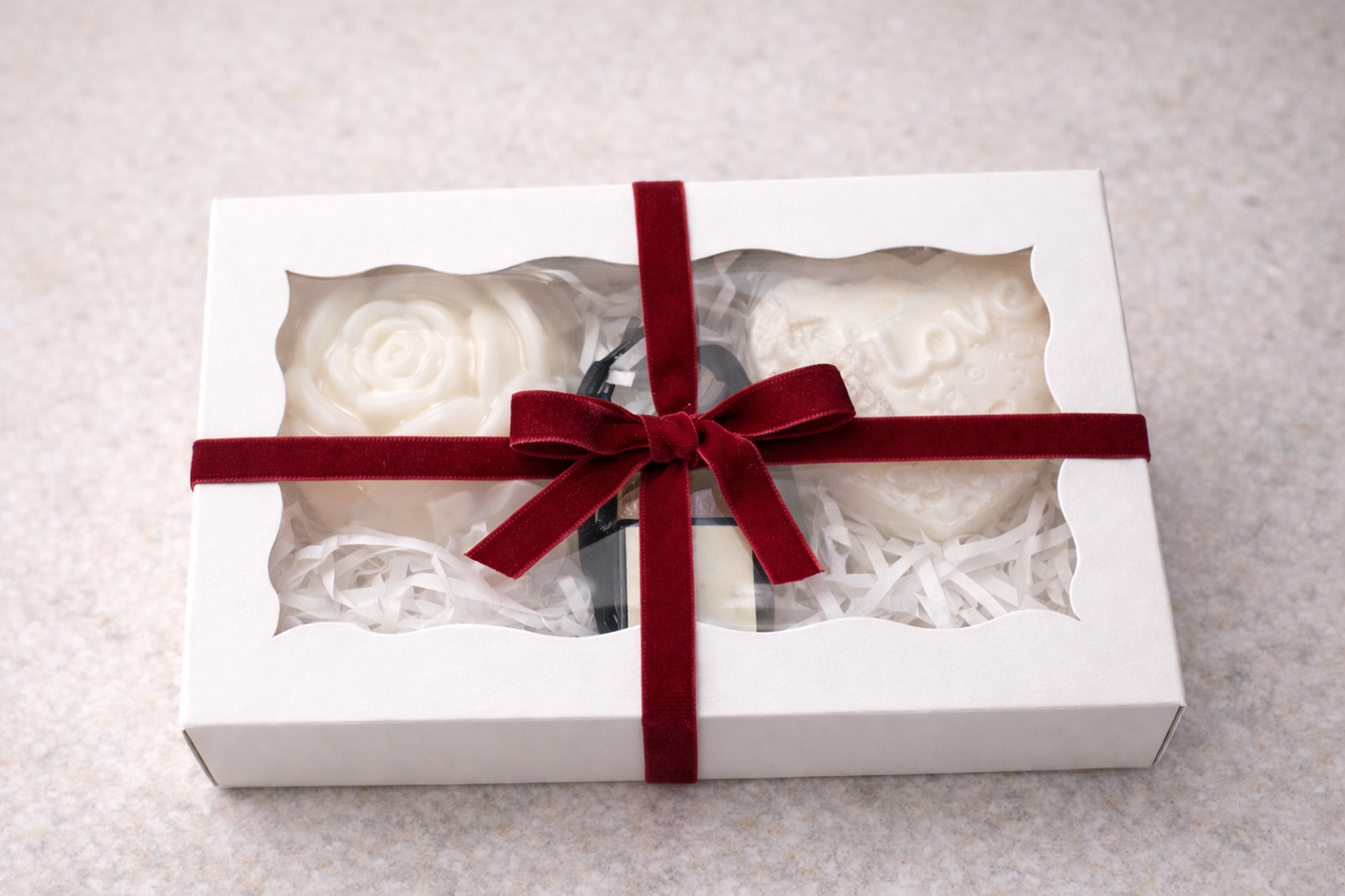Valentine’s Gift Set – Soaps & Car Diffuser